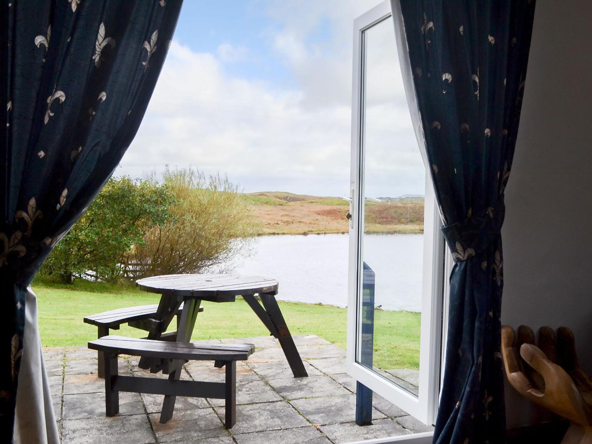 The Boat House Villa Lochmaddy Eksteriør bilde