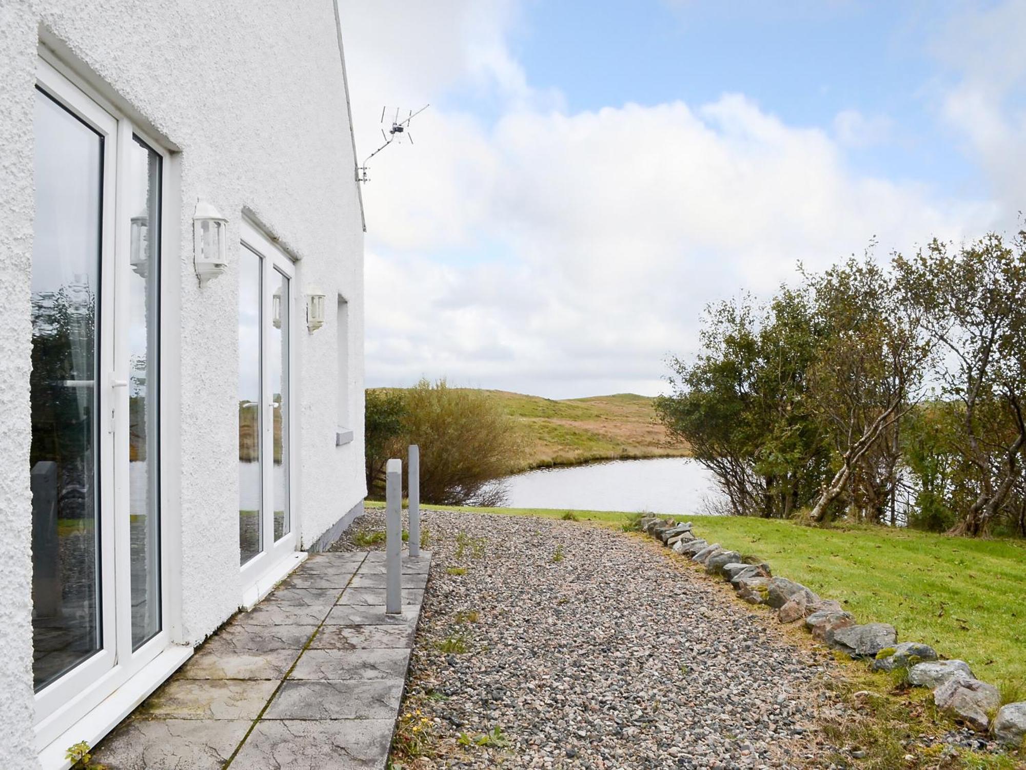 The Boat House Villa Lochmaddy Eksteriør bilde